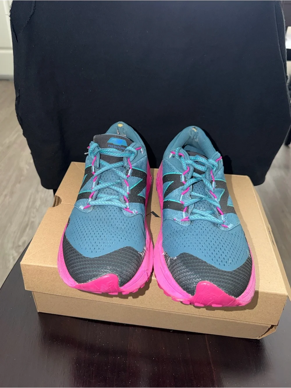 New Balance Women's Fresh Foam More TR Trail V1 Running Shoes poison berry 9.5